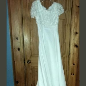 Nwt vintage signature wedding dress 90s occasion celebration formal Ruff…